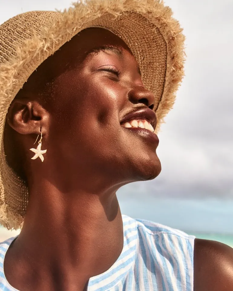 Island Essence Gold Starfish Earrings