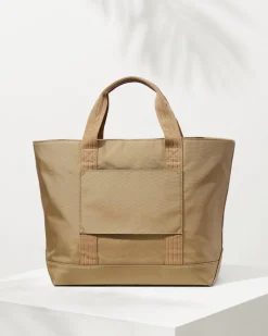 Tommy Bahama Nylon Travel Tote